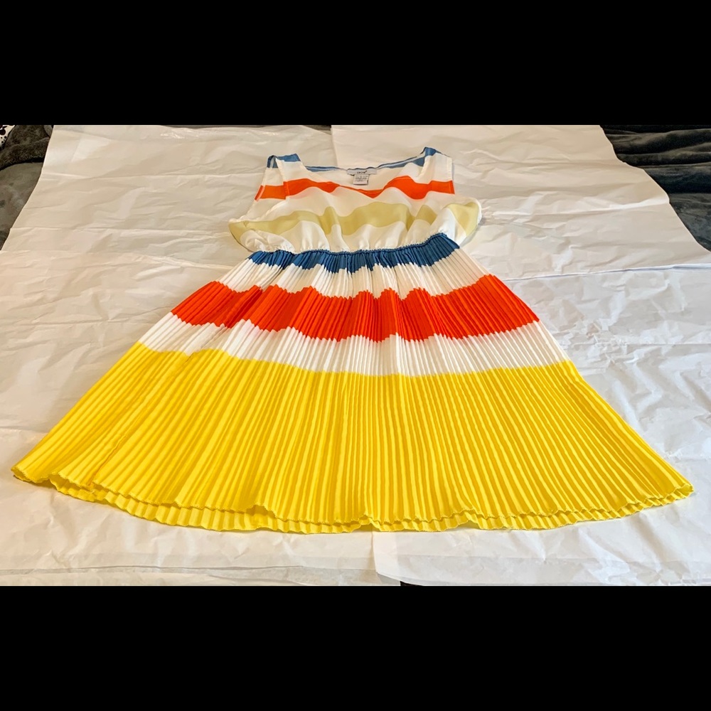 Bold bright dress!